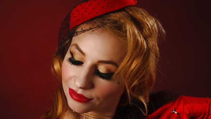 burlesque, dita von teese, marilyn monroe